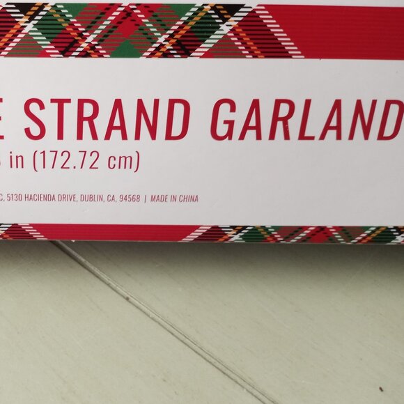 'Hobby Lobby' Double Strand Christmas Garland 68" New in box - Picture 9 of 9